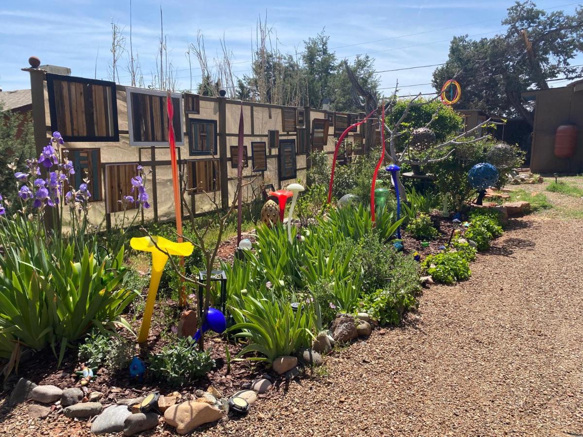 Sedona Camp Tiny House Hotell Eksteriør bilde